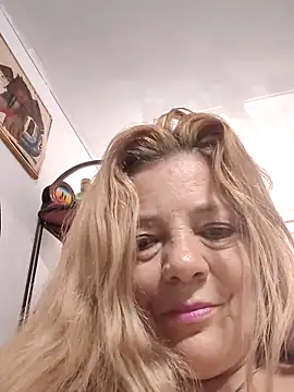 Snapshot of karlaanqui1 chatting on February 18, 2026, 12:45 pm karlaanqui1 online show from February 18, 2026, 12:45 pm