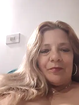 Snapshot of karlaanqui1 chatting on February 11, 2026, 10:53 pm karlaanqui1 online show from February 11, 2026, 10:53 pm