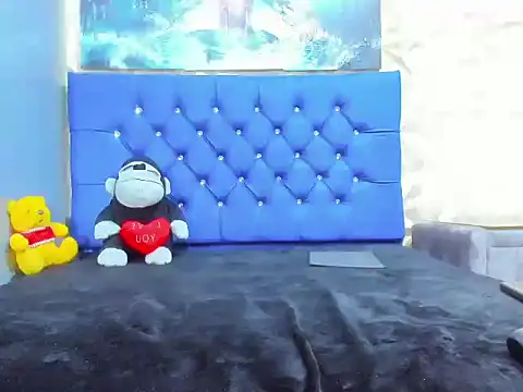 Snapshot of ElanGiraldo chatting on March 25, 2026, 11:58 pm ElanGiraldo online show from March 25, 2026, 11:58 pm