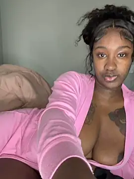 Snapshot of ToyaThick chatting on March 12, 2026, 3:05 pm ToyaThick online show from March 12, 2026, 3:05 pm