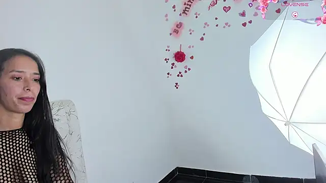 Snapshot of Celeste_Dg chatting on November 27, 2025, 4:18 pm Celeste Dg online show from November 27, 2025, 4:18 pm