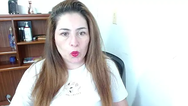 Snapshot of dayan_hanks chatting on April 23, 2026, 1:45 am dayan hanks online show from April 23, 2026, 1:45 am