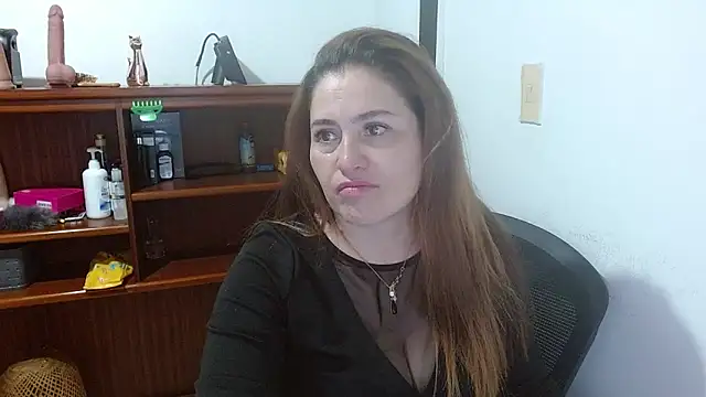 Snapshot of dayan_hanks chatting on April 17, 2026, 2:25 am dayan hanks online show from April 17, 2026, 2:25 am