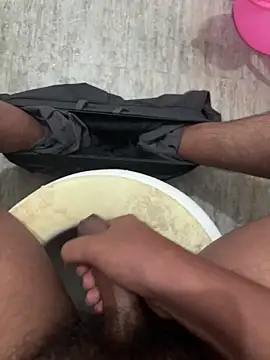 Snapshot of harshareddy2003 chatting on February 9, 2026, 11:30 am harshareddy2003 online show from February 9, 2026, 11:30 am