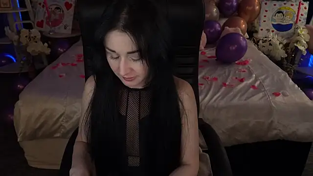 Snapshot of CarolinaaFoxyyy chatting on February 17, 2026, 1:41 pm CarolinaaFoxyyy online show from February 17, 2026, 1:41 pm