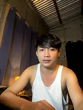 twink alexxx online show from November 30, 2025, 3:46 pm