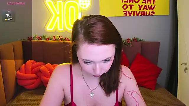 Erica Nelson online show from December 15, 2025, 1:11 am