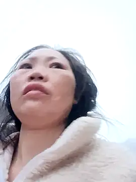 blonde blg online show from February 19, 2026, 11:45 pm