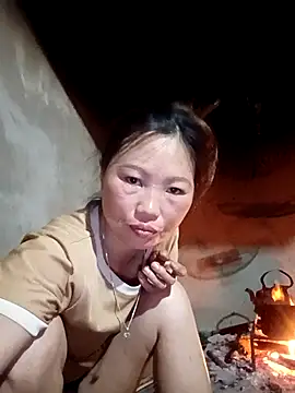 blonde blg online show from April 13, 2026, 12:31 pm