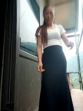 blonde blg online show from November 17, 2025, 5:22 am