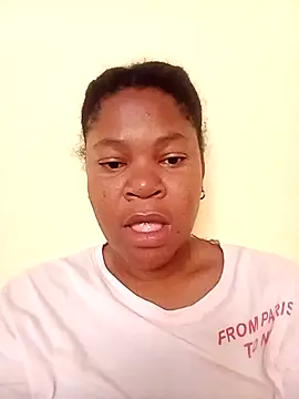 Snapshot of LightLinex chatting on November 20, 2025, 10:05 am LightLinex online show from November 20, 2025, 10:05 am