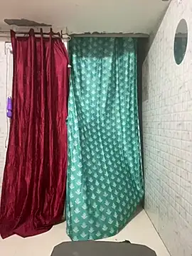 Snapshot of Red_Queen_11 chatting on February 24, 2026, 6:42 pm Red Queen 11 online show from February 24, 2026, 6:42 pm