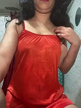 Snapshot of Red_Queen_11 chatting on February 12, 2026, 7:35 pm Red Queen 11 online show from February 12, 2026, 7:35 pm