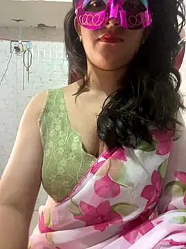 Snapshot of Red_Queen_11 chatting on November 29, 2025, 6:30 pm Red Queen 11 online show from November 29, 2025, 6:30 pm