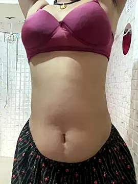 Snapshot of Red_Queen_11 chatting on December 4, 2025, 3:49 am Red Queen 11 online show from December 4, 2025, 3:49 am