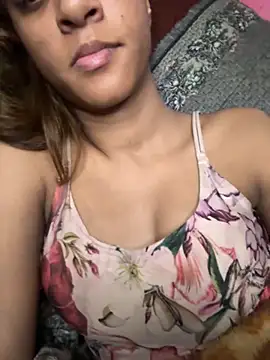 Your   Moonlight online show from November 23, 2025, 9:14 pm