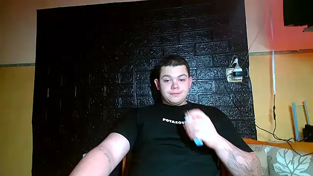 CuteButNaughty  online show from February 6, 2026, 9:11 pm