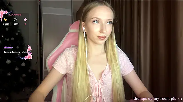 LaceDream online show from January 13, 2026, 5:39 pm