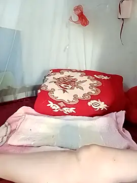 Em-mupmup online show from February 1, 2026, 11:03 pm