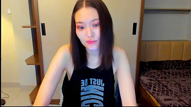 HopeLovely online show from April 10, 2026, 4:25 pm