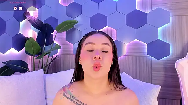 Snapshot of sofiaivanova chatting on February 13, 2026, 3:39 am sofiaivanova online show from February 13, 2026, 3:39 am