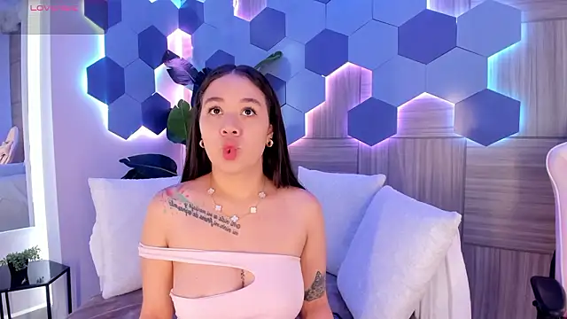 Snapshot of sofiaivanova chatting on February 9, 2026, 3:37 am sofiaivanova online show from February 9, 2026, 3:37 am