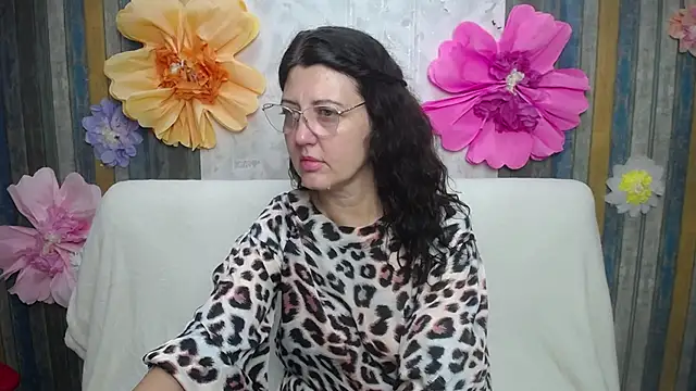 Snapshot of RoseHille chatting on July 11, 2026, 5:08 am RoseHille online show from July 11, 2026, 5:08 am