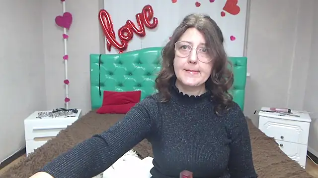 Snapshot of RoseHille chatting on February 15, 2026, 7:51 am RoseHille online show from February 15, 2026, 7:51 am