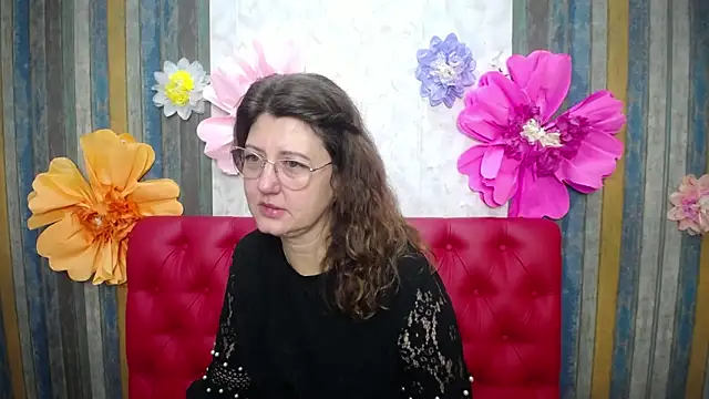 RoseHille online show from November 29, 2025, 6:13 am