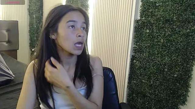 bunnywhite21 online show from January 5, 2026, 5:27 pm