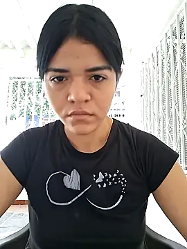 Skinny Wet online show from December 22, 2025, 12:38 pm