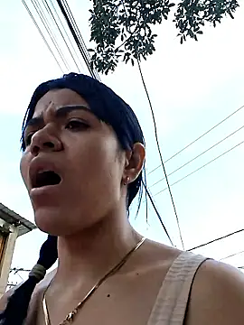 Skinny Wet online show from December 17, 2025, 12:43 pm