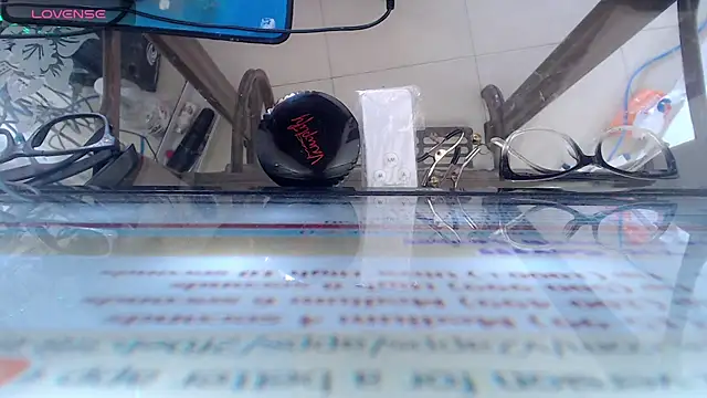 chloe cherry  online show from December 16, 2025, 4:33 pm