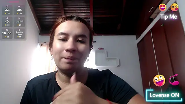 Snapshot of chloe_cherry_ chatting on November 15, 2025, 7:51 pm chloe cherry online show from November 15, 2025, 7:51 pm