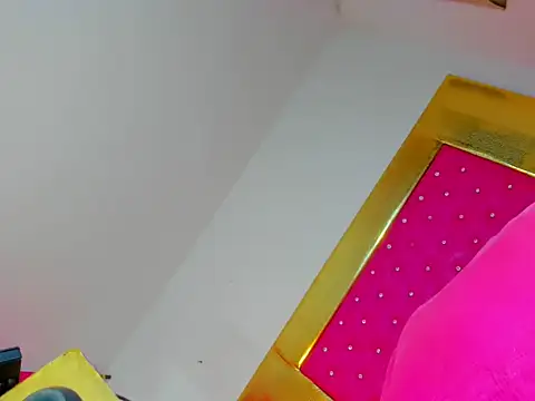 Snapshot of MISTRESS-BBCTSX chatting on February 1, 2026, 12:36 pm MISTRESS-BBCTSX online show from February 1, 2026, 12:36 pm