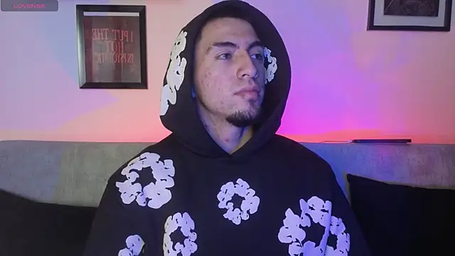 AresMassimoX online show from December 23, 2025, 5:29 am