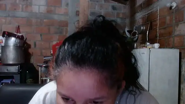 Sra Angelina online show from April 24, 2026, 2:02 am