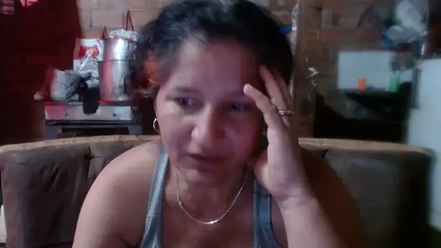 Snapshot of Sra_Angelina chatting on May 3, 2026, 8:23 pm Sra Angelina online show from May 3, 2026, 8:23 pm