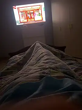 Snapshot of simeonehivd chatting on February 19, 2026, 12:18 am simeonehivd online show from February 19, 2026, 12:18 am