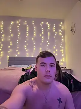 Aiv03atx online show from November 18, 2025, 2:16 am