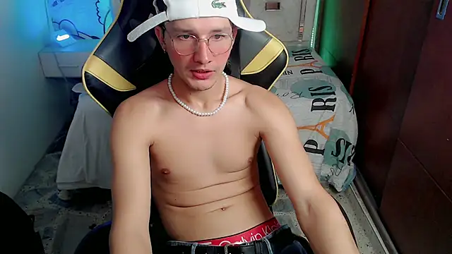 Lucifer go online show from November 13, 2025, 8:13 pm