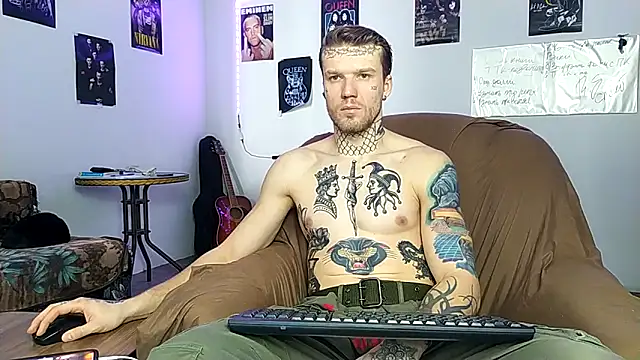 Huntall77 online show from February 9, 2026, 6:44 am