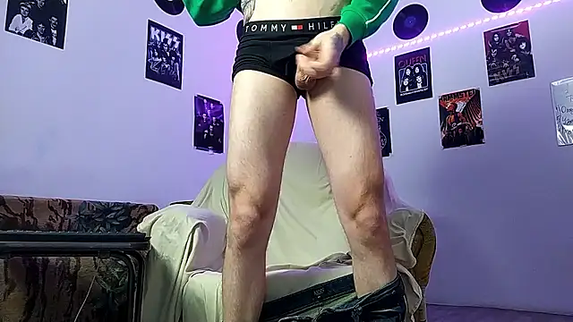 Huntall77 online show from January 8, 2026, 3:07 pm