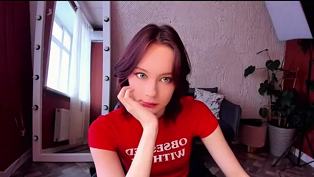 Snapshot of Annie_Way chatting on November 19, 2025, 11:21 am Annie Way online show from November 19, 2025, 11:21 am