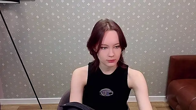 Snapshot of Annie_Way chatting on November 25, 2025, 7:41 am Annie Way online show from November 25, 2025, 7:41 am