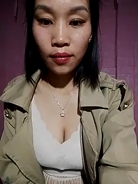 Snapshot of Cloud-wh chatting on February 1, 2026, 8:29 pm Cloud-wh online show from February 1, 2026, 8:29 pm