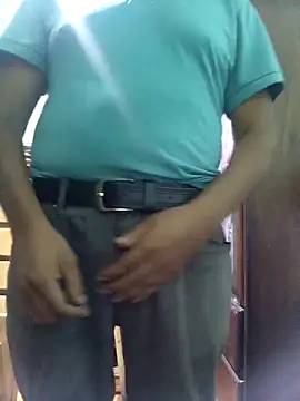 Kikke2025 online show from April 15, 2026, 1:37 pm