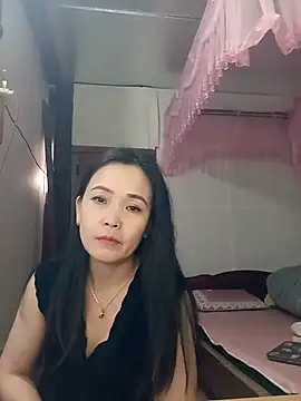 Snapshot of Feeling-hot chatting on February 5, 2026, 7:37 am Feeling-hot online show from February 5, 2026, 7:37 am