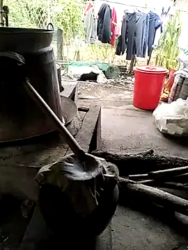 Snapshot of Feeling-hot chatting on November 16, 2025, 3:33 am Feeling-hot online show from November 16, 2025, 3:33 am