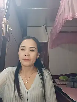 Snapshot of Feeling-hot chatting on February 21, 2026, 1:46 pm Feeling-hot online show from February 21, 2026, 1:46 pm